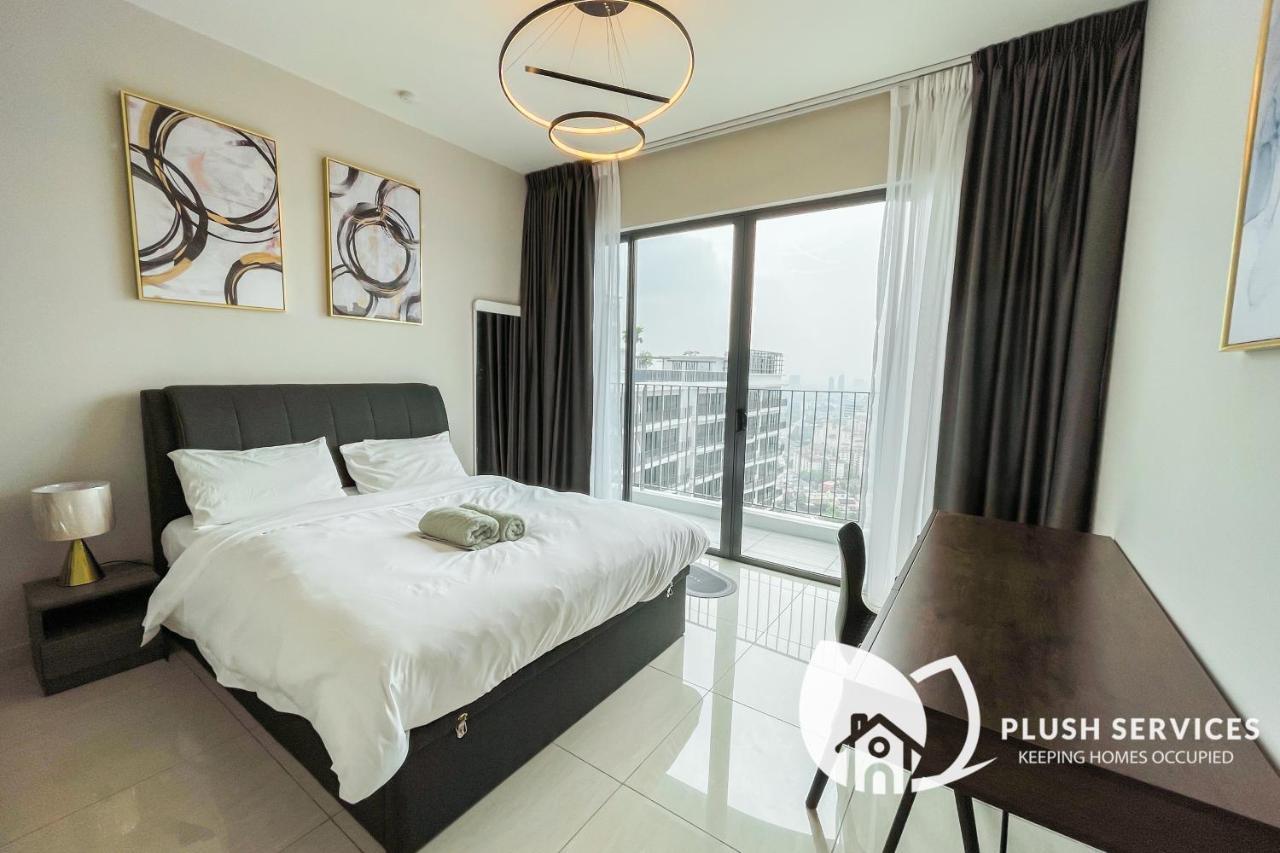 Pangsapuri Datum Jelatek By Plush *